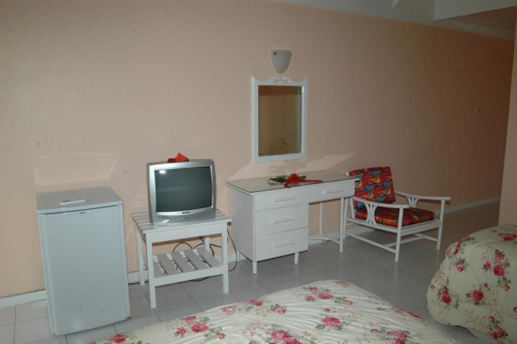 Our Past Time Hotel Негрил Номер фото